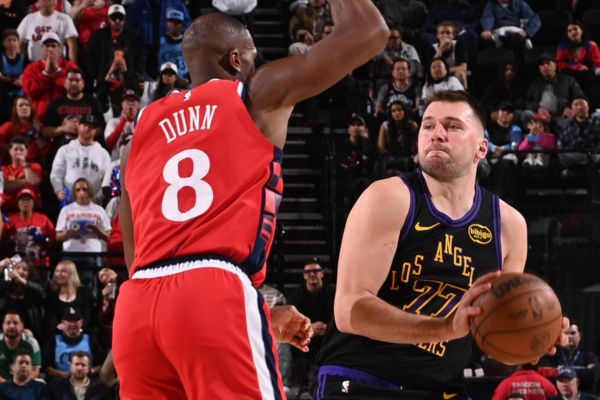 Clippers Edge Lakers 112–104 as Kawhi Leonard Shines in Return: Lakers vs Clippers Match Player Stats, Prediction & Where to Watch at Intuit Dome